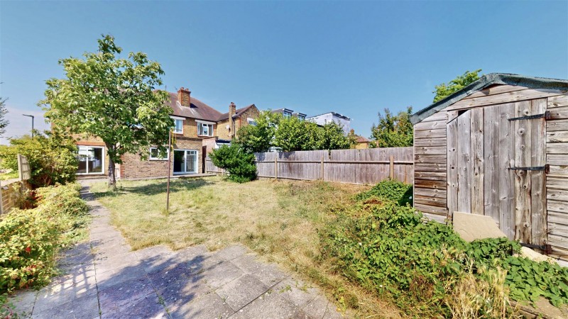 Images for Wood Lane, Isleworth EAID:ajmanserapi BID:1