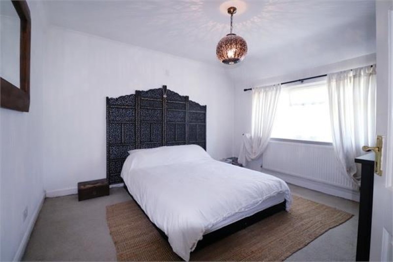Images for West Way, Hounslow EAID:ajmanserapi BID:1