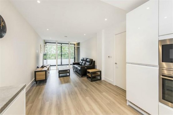 Images for Colmore House, Frazer Nash Close, Isleworth EAID:ajmanserapi BID:1