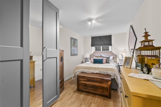 Images for 211 Worton Road, Isleworth EAID:ajmanserapi BID:1