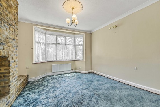 Images for Central Avenue, Hounslow EAID:ajmanserapi BID:1